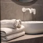 Cirillo Family Hotel-christinas Hotel