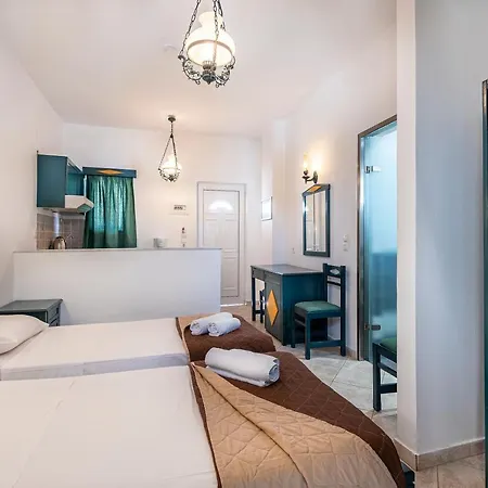 Cirillo Family Hotel-christinas Mastihari