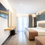 ホテル Cirillo Family Hotel-christinas マスティハリ