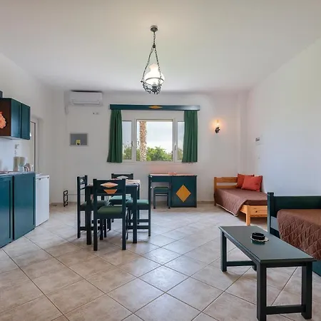 Cirillo Family Hotel-christinas