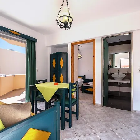 Hotel Cirillo Family Hotel-christinas 2*