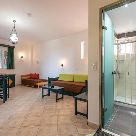 Отель Cirillo Family Hotel-christinas 2*