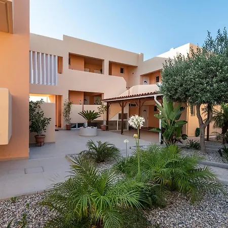 Отель Cirillo Family Hotel-christinas