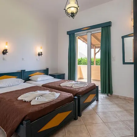 Отель Cirillo Family Hotel-christinas 2*
