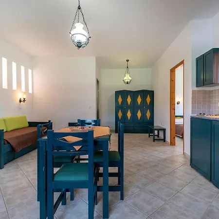 Cirillo Family Hotel-christinas Hotel