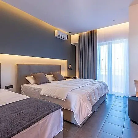 Отель Cirillo Family Hotel-christinas
