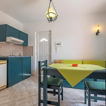 Cirillo Family Hotel-christinas Отель Мастихари