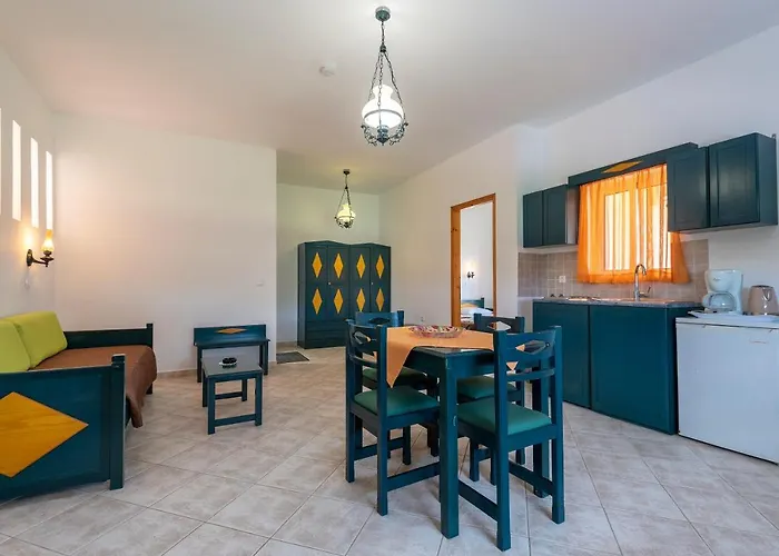 Cirillo Family Hotel-christinas