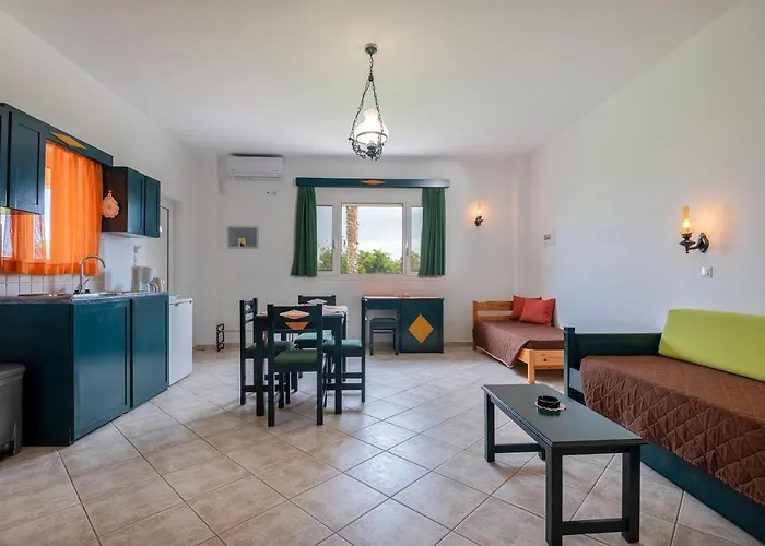 Cirillo Family Hotel-christinas