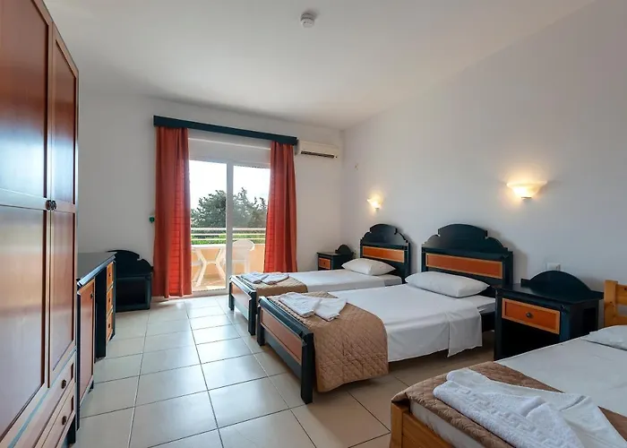 Cirillo Family Hotel-christinas