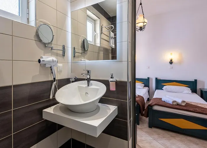 Otel Cirillo Family Hotel-christinas 2*