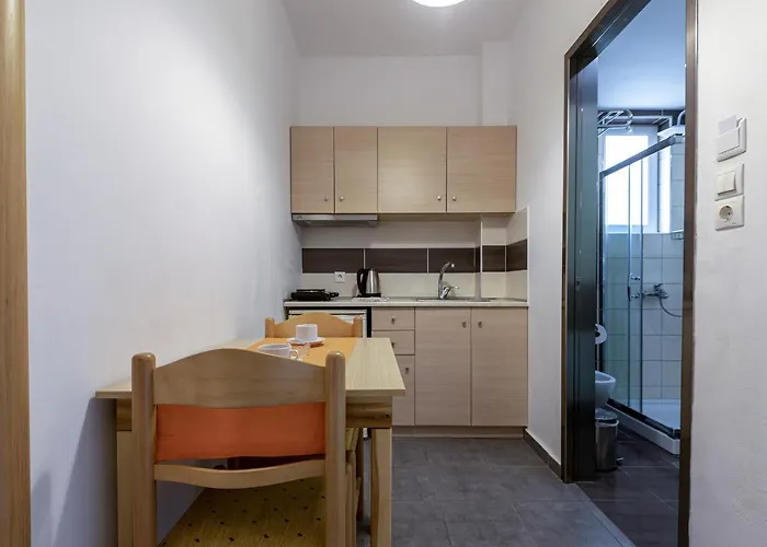 Cirillo Family Hotel-christinas 2*