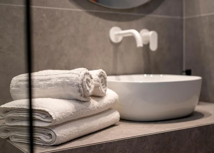 Cirillo Family Hotel-christinas Otel