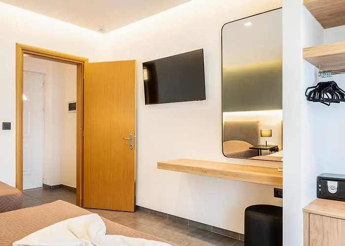 Cirillo Family Hotel-christinas 2*