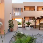Cirillo Family Hotel-christinas 酒店 马斯蒂查里