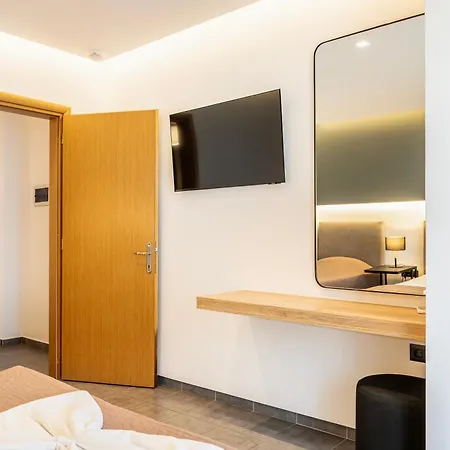 Cirillo Family Hotel-christinas 2*